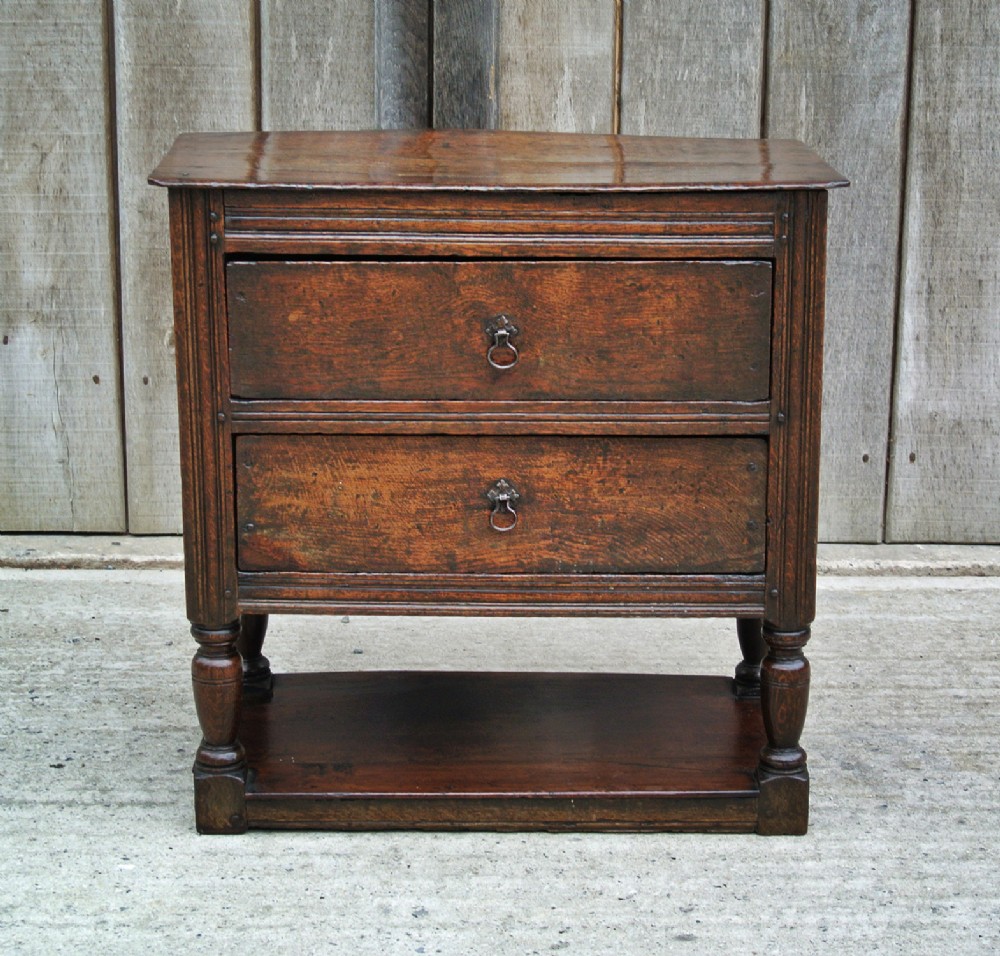 Small and Beautiful Elizabethan Oak Chest of Drawers