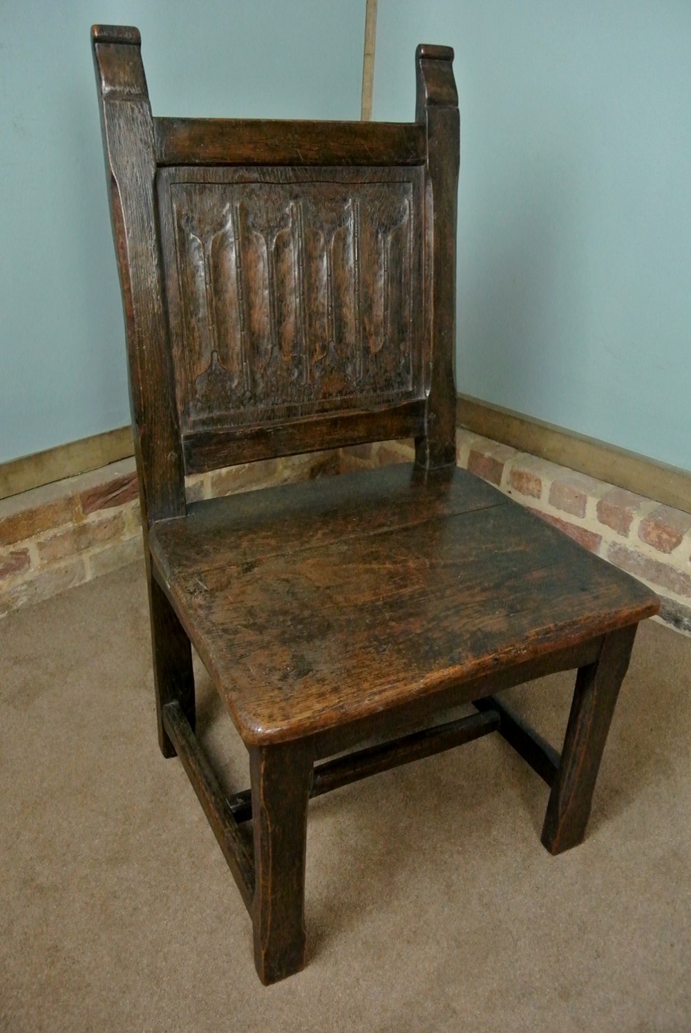 Charles I Oak Chair with Linen Fold Back Panel c.1640