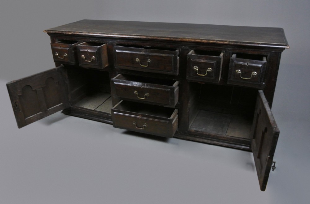 Substantial Queen Anne Elm and Oak Enclosed Dresser c. 1700 View IV
