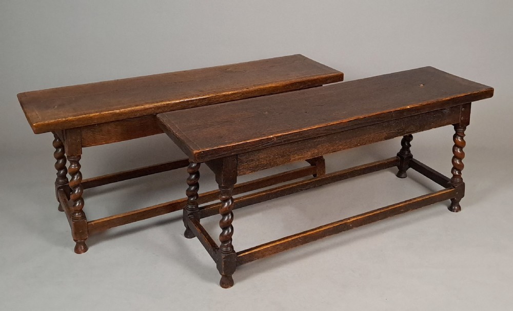 18th Century Elm Farmhouse Table with Pair of Oak Bench Seats View VII