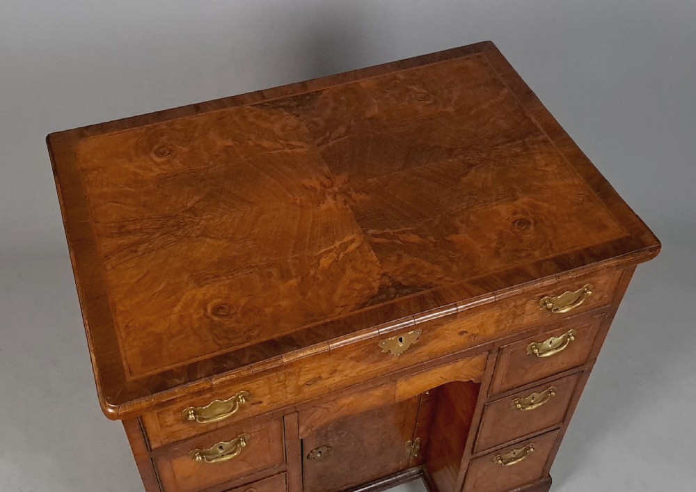 Stunning Queen Anne Walnut Kneehole Desk with Original Hardware c. 1710 View VI