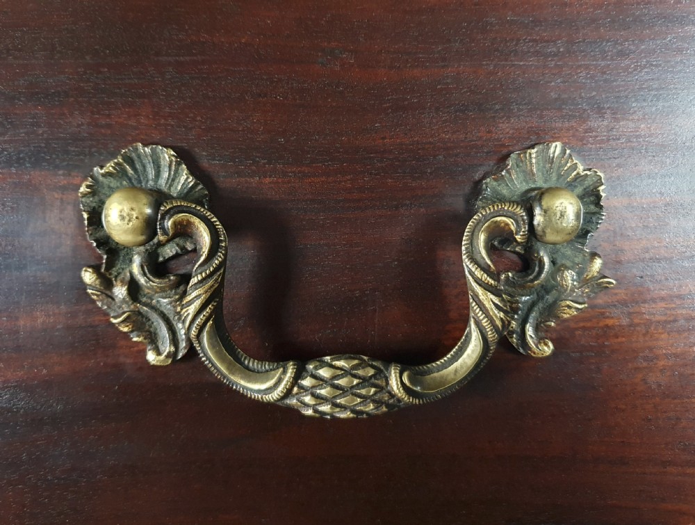 George III ‘Chippendale Pattern’ Chest on Chest c. 1760 View V