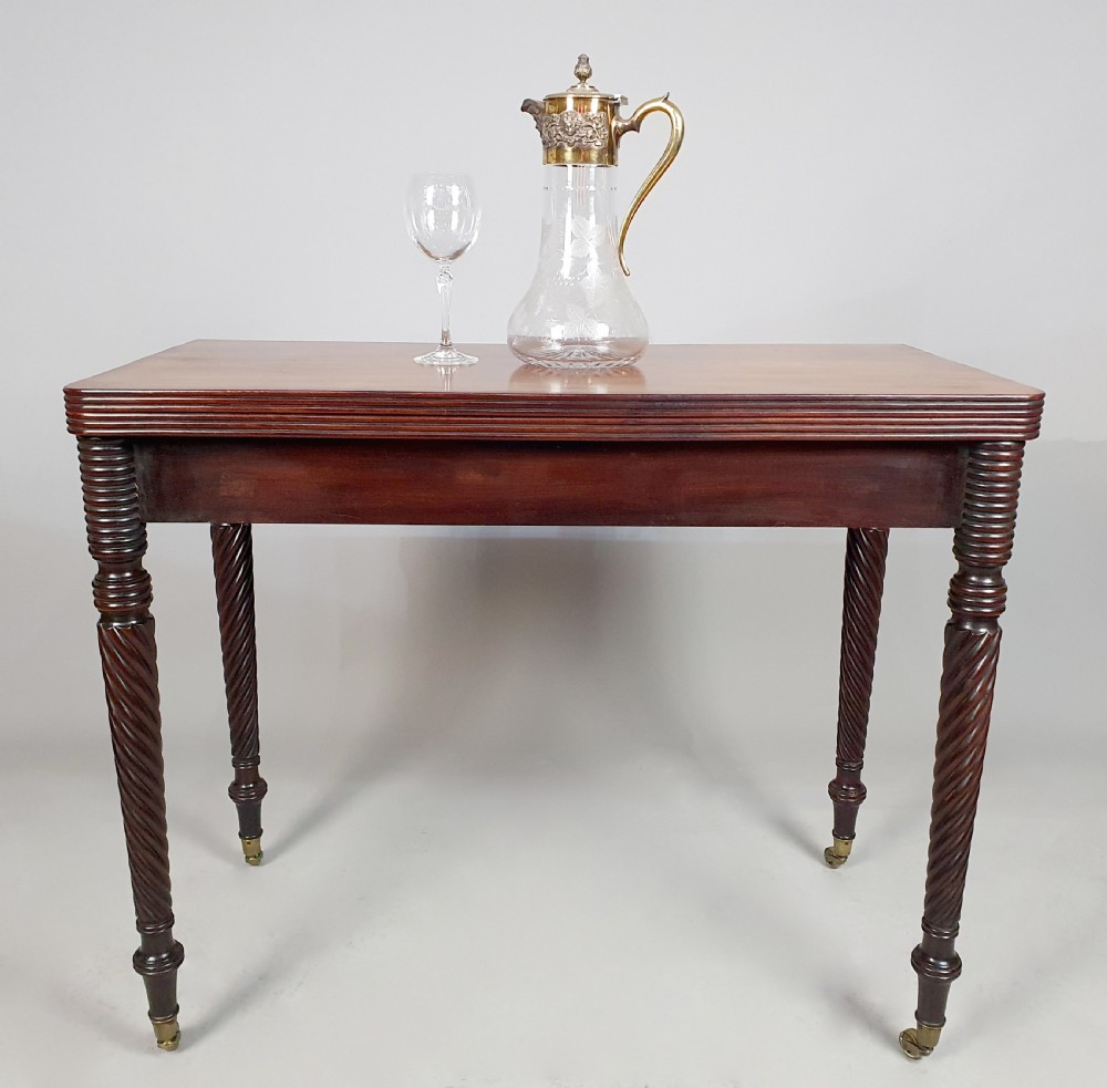 ‘Gillows’ George III Cuban Mahogany Supper Table c. 1760