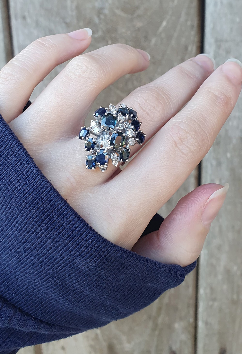 Dazzling Art Deco White Gold Sapphire and Diamond Ring c. 1925