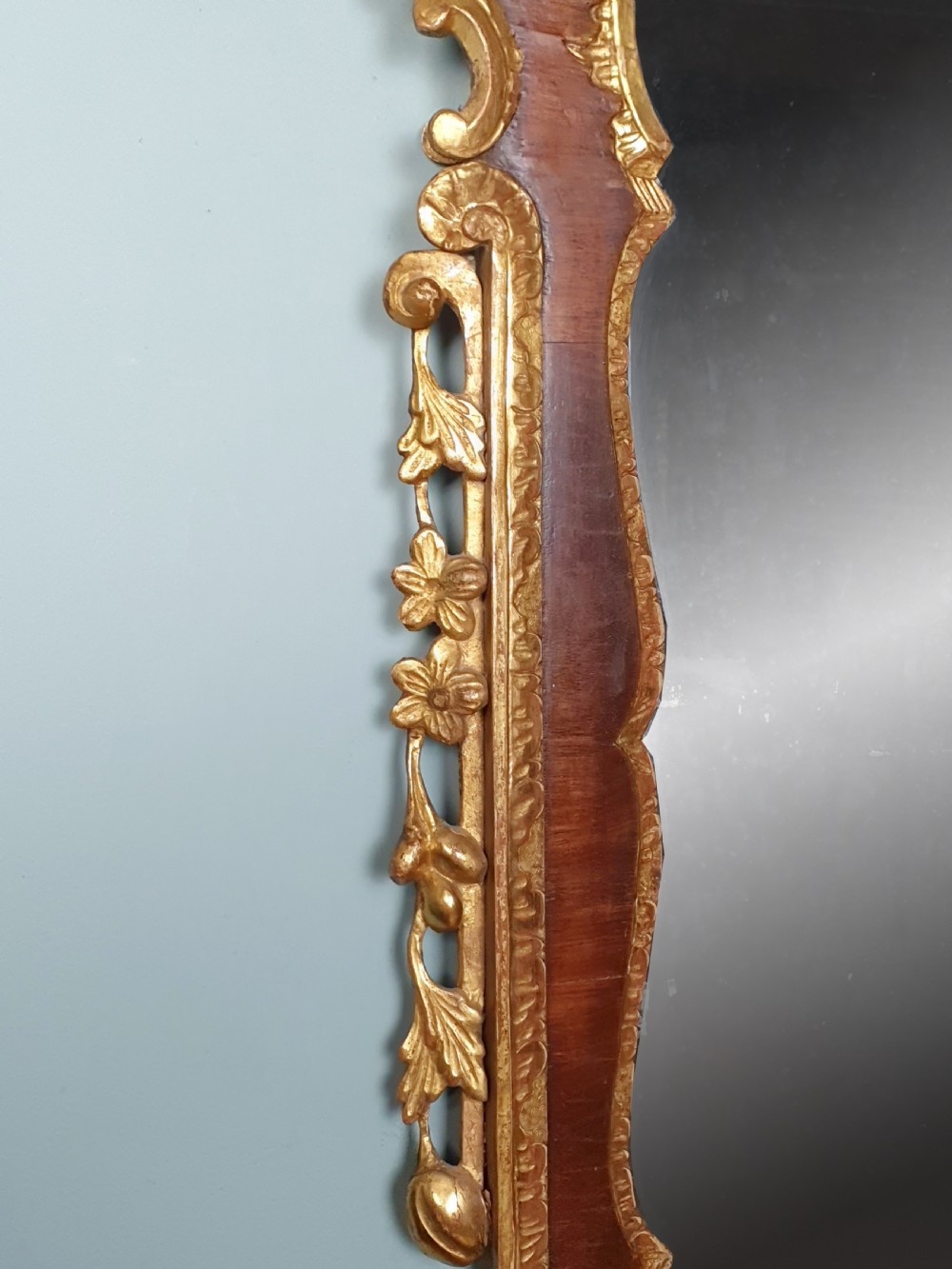 English George II Walnut and Parcel Gilt Mirror c. 1735 View III