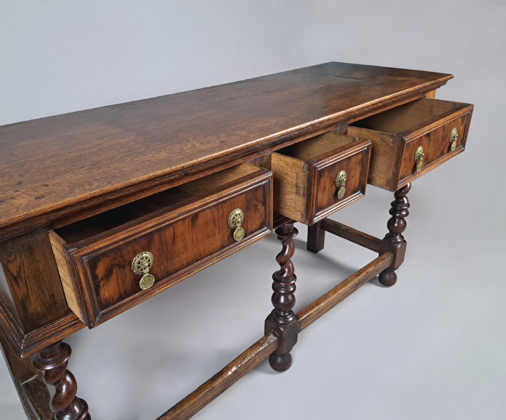 Small William and Mary Yew Wood and Oak Dresser c. 1690 View VI
