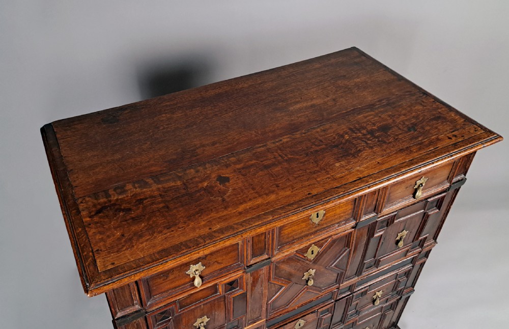 Exceptional 17th Century Oak And Laburnum Chest of Drawers c. 1680 View IV