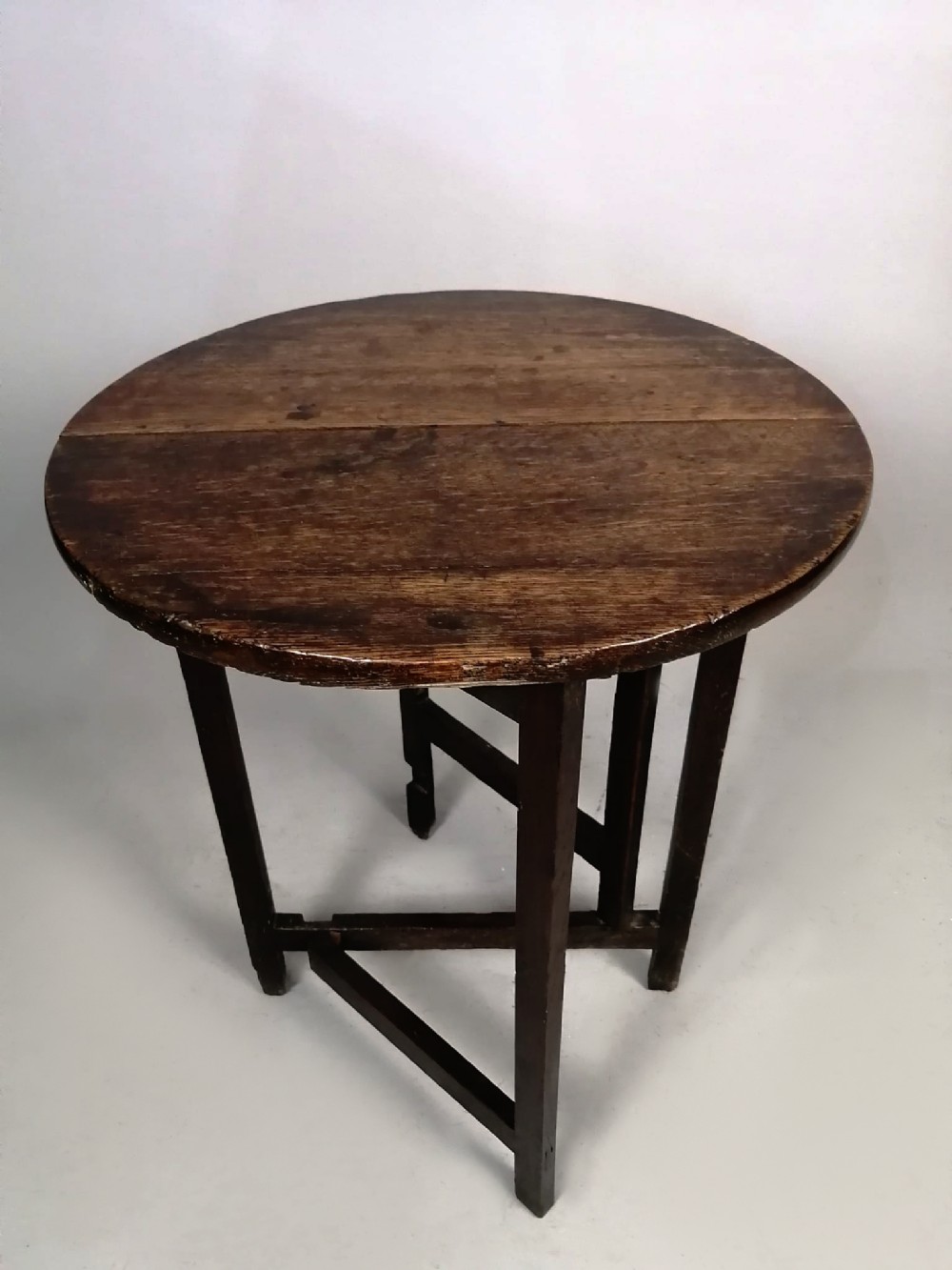 18th Century Oak Folding Coaching Table c. 1790