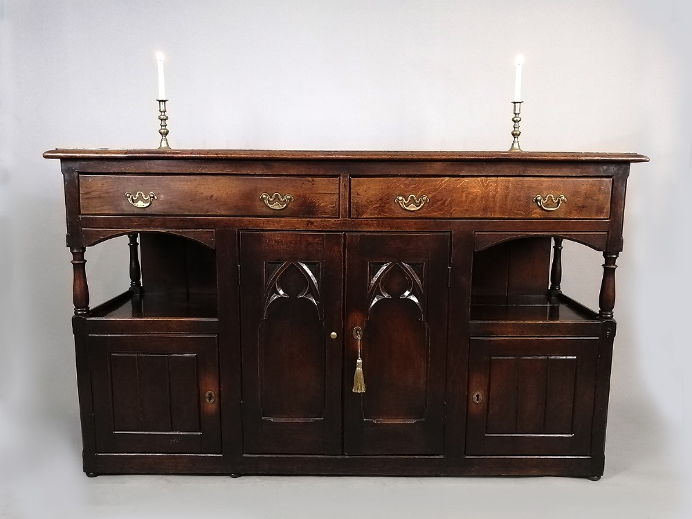 George III Strawberry Hill Gothic Oak Dresser c.1800