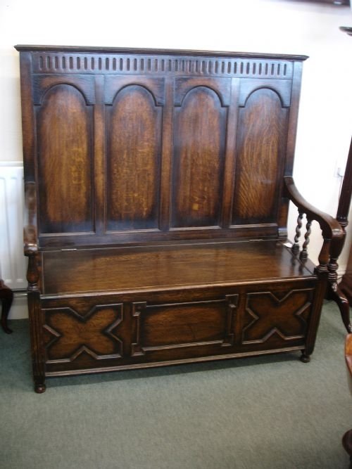 Oak Settle