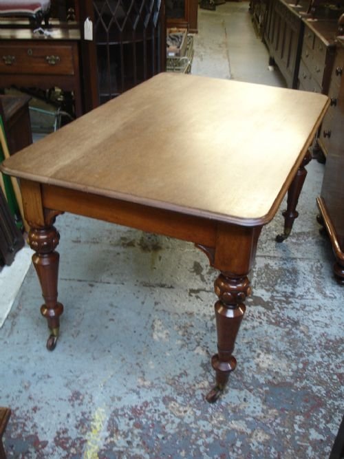 Victorian Mahogany 6 Seater Table
