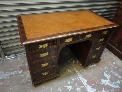 Victorian Mahogany Desk
