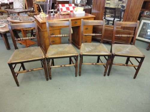 Set of 4 Kitchen Chairs