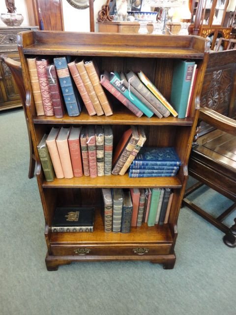Oak Waterfall Bookcase
