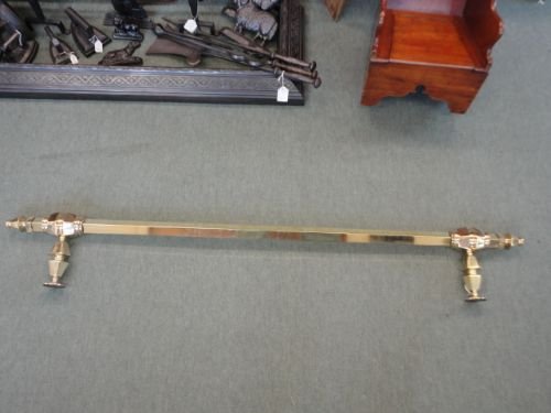 Victorian Range Pole