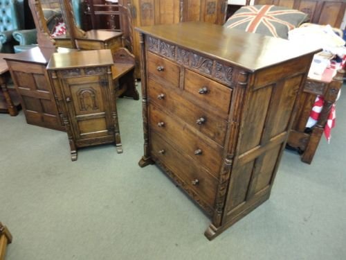 fig 2. Oak 6 Piece Bedroom Suite