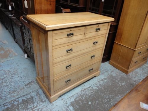 Golden Oak Chest of Drawers