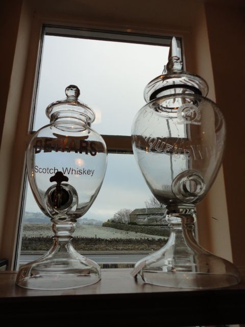 Dewars Whisky Decanter