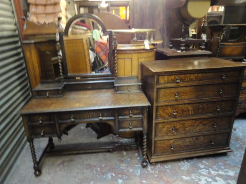 fig 1. Quality Oak Bedroom Suite
