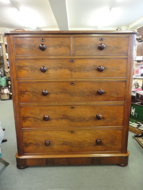Victorian Mahogany Chest of Drawers