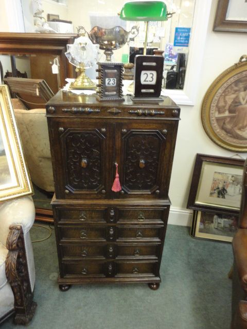 Oak Cabinet on Chest