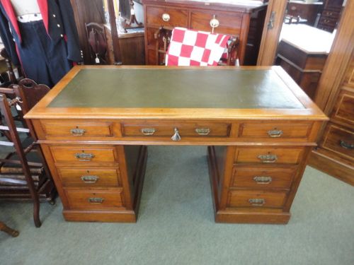 Quality Walnut 3 Piece Desk