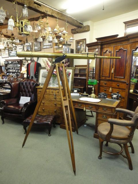 Special Telescope on Stand Advanced Starboy.