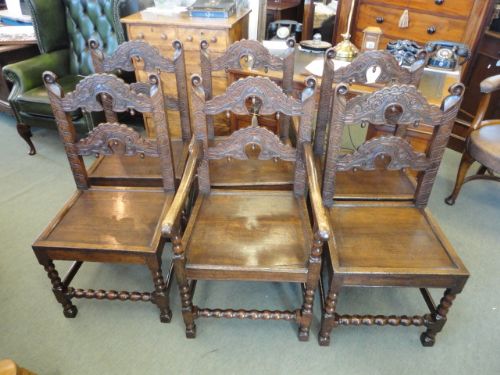 Very Good Set of 6 Oak Chairs