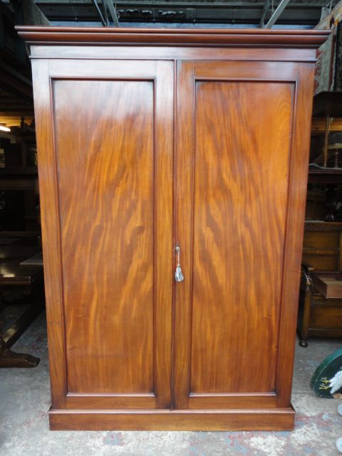 Quality Mahogany Wardrobe