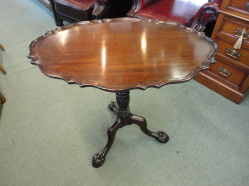 Pedestal Tripod Table