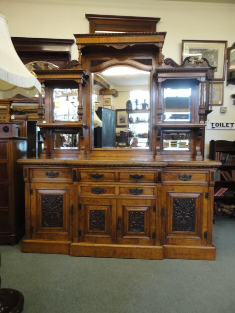 Quality Pollard Oak Mirror Back Sideboard