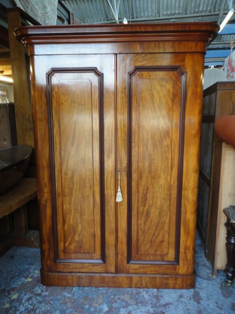 Quality Victorian Mahogany Double Wardrobe