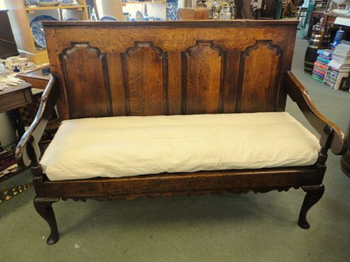 Period Oak Settle