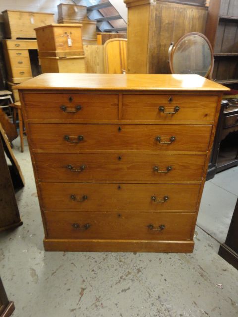 Heals of London Quality 5 Heights Chest of Drawers