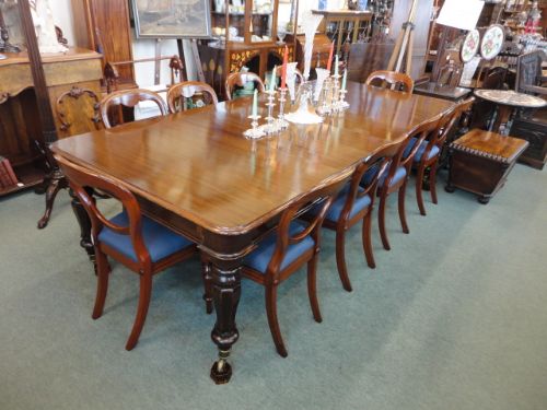 Large Victorian Mahogany Wind Out Table