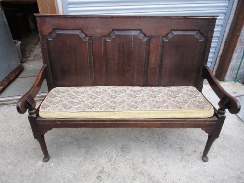 Period Panelled Settle