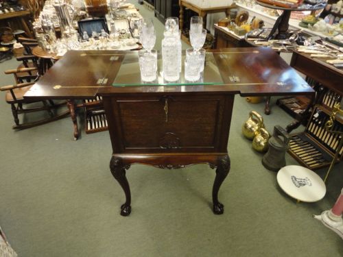 Mahogany Drinks Cabinet