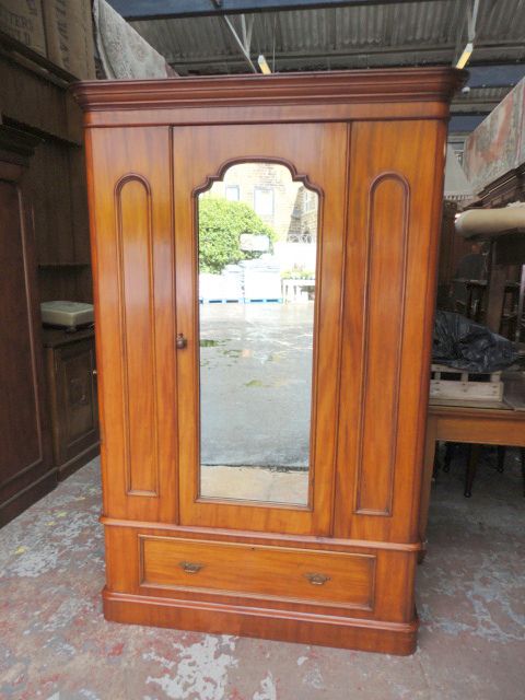 Victorian Mahogany Wardrobe