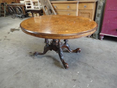 Victorian Walnut Loo Table