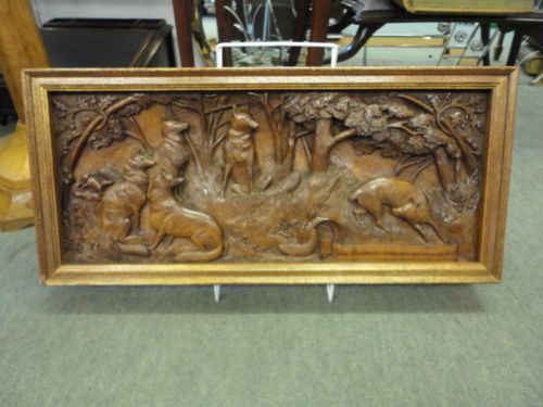 Carving Wolves & Trap
