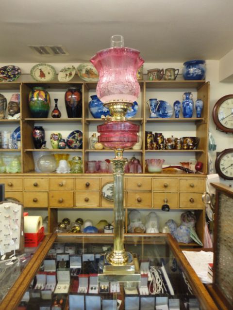 Superb Cranberry Oil Lamp