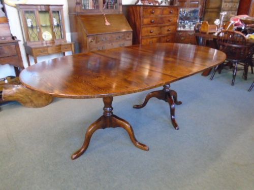 7' Oak Oval Dining Table