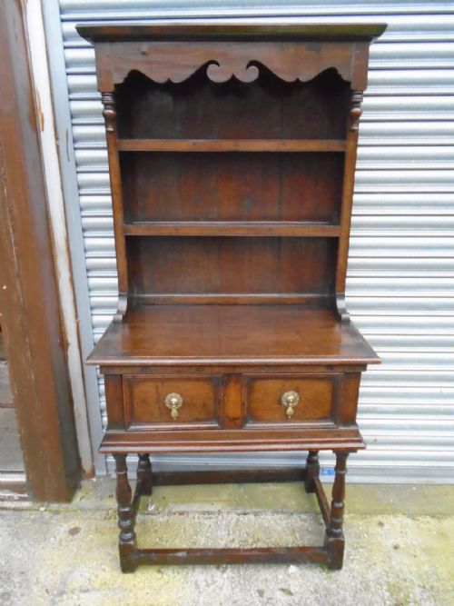 Small Oak Dresser