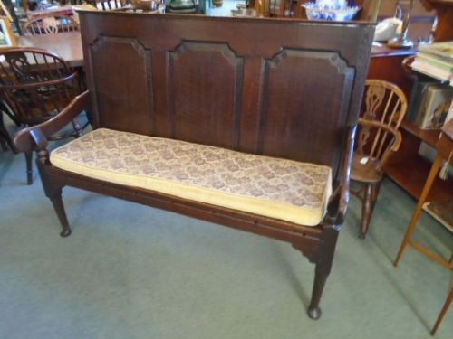Period Panelled Settle