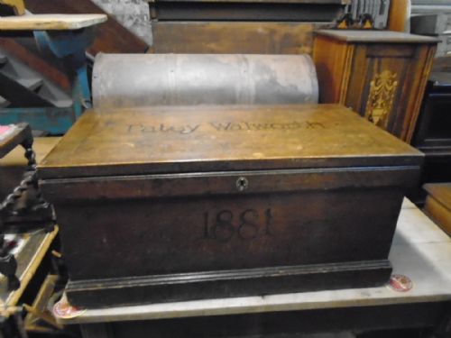 Quality Pine Box Patey Walworth