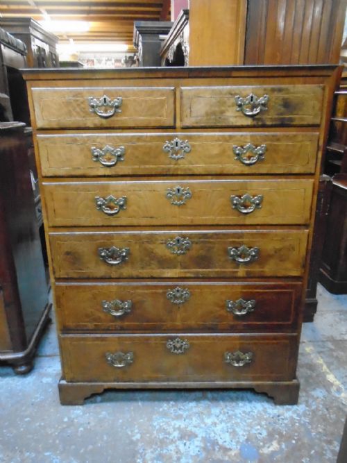 Superb Oak Chest of Drawers