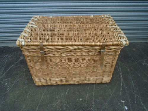 Large Basket & Lid