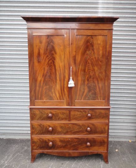 Superb Mahogany Press