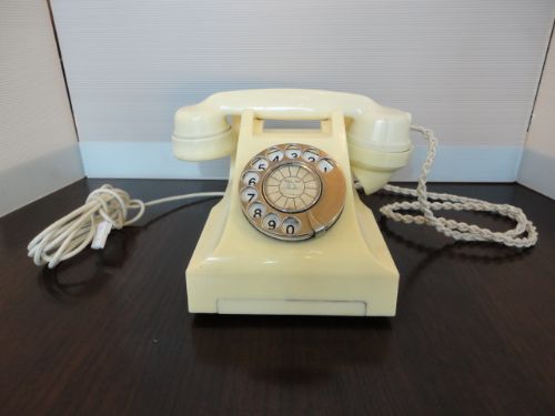Ivory Coloured Bakelite Telephone