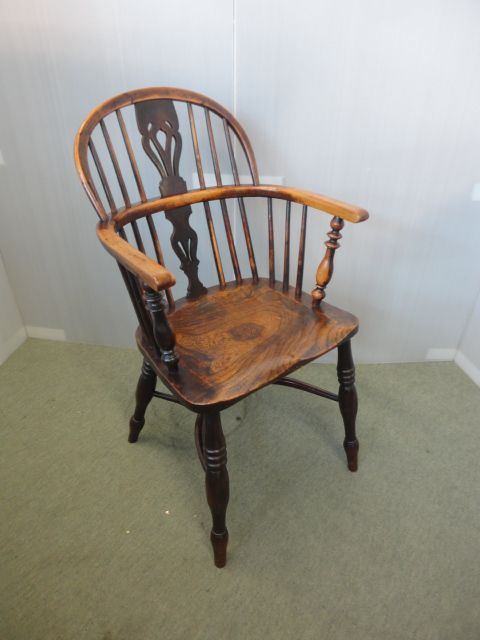 Yew Wood Windsor Chair
